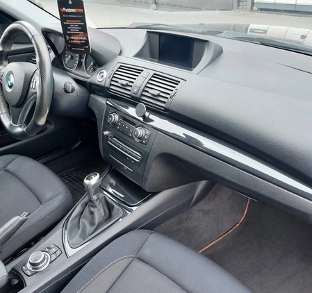 BMW Seria 1 cena 22900 przebieg: 304806, rok produkcji 2010 z Halinów małe 56